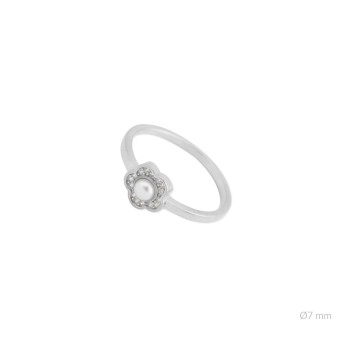 Silver ring with cubic...